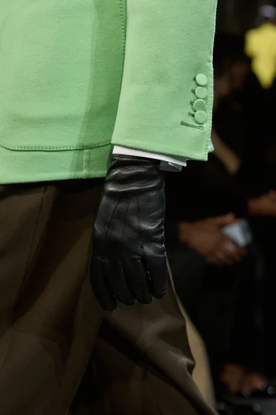 Look 59